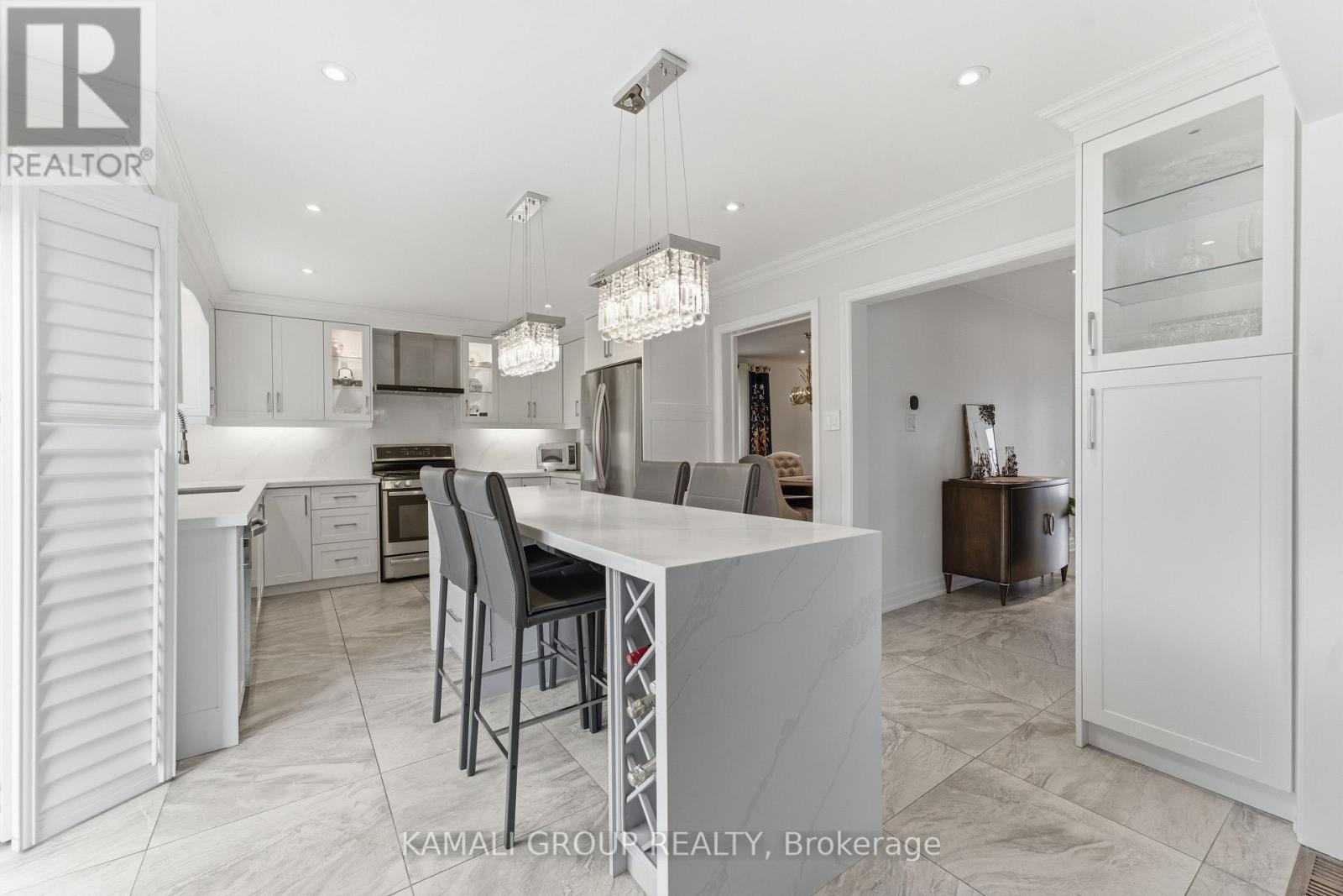 108 KILLIAN ROAD - 11
