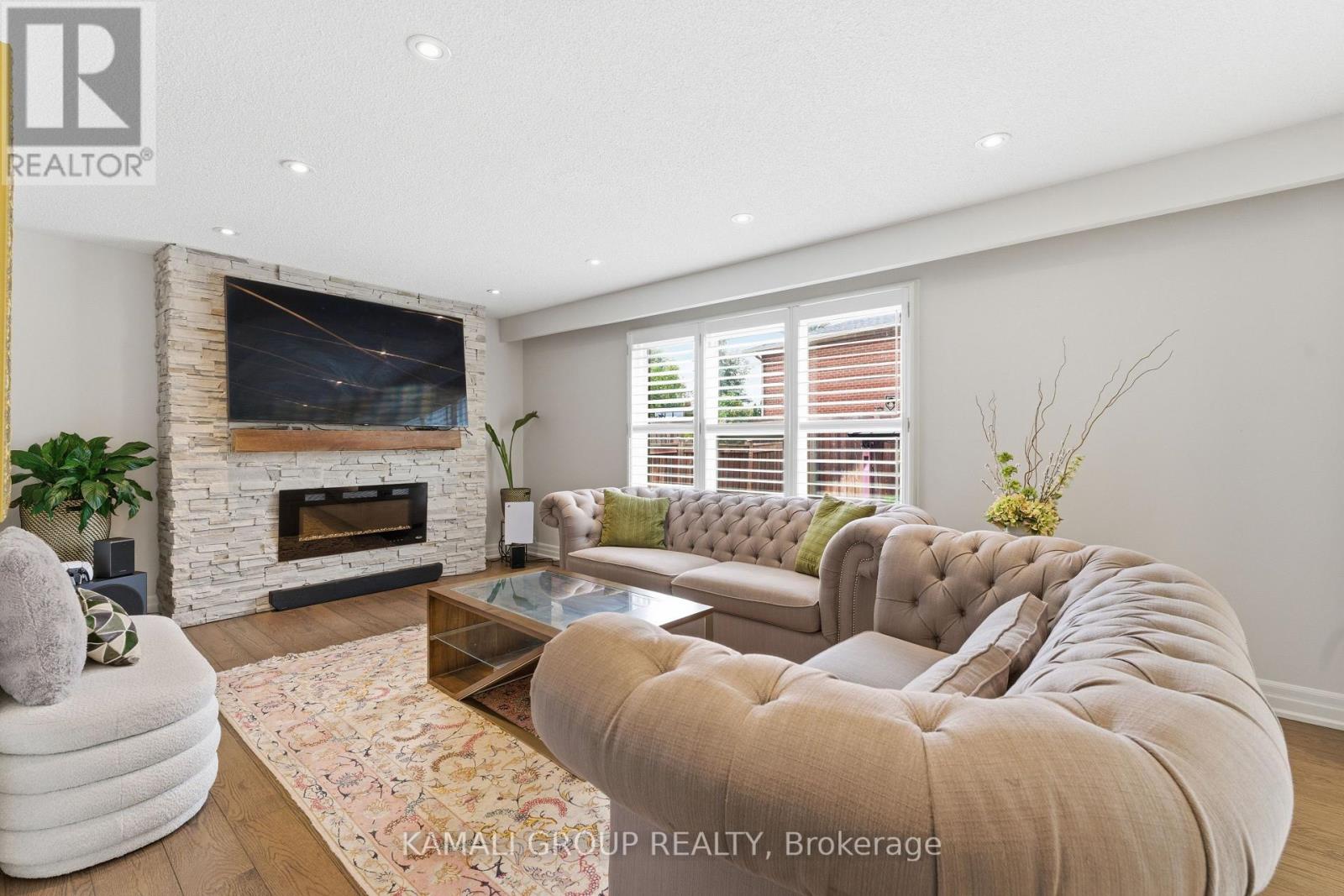108 KILLIAN ROAD - 14