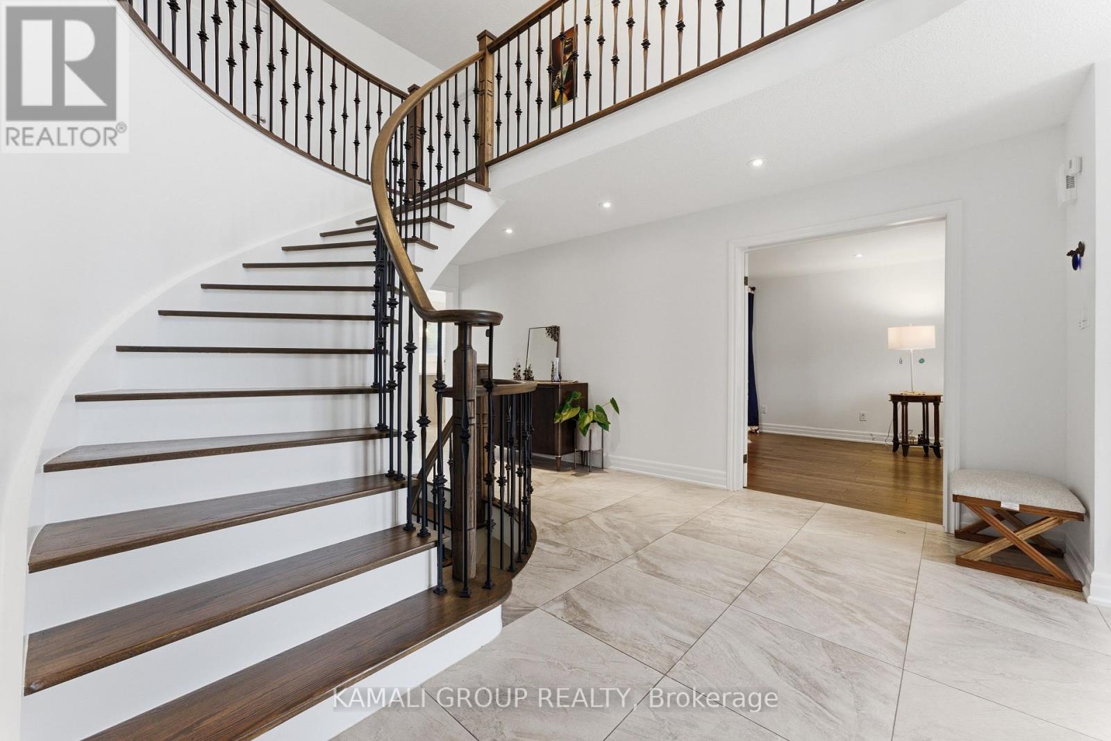 108 KILLIAN ROAD - 24
