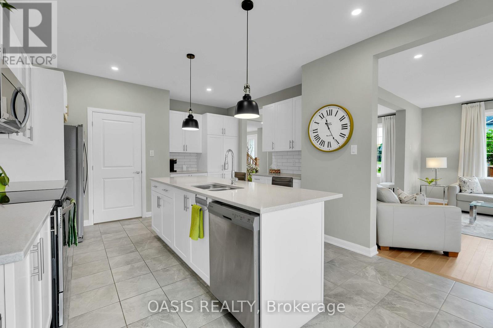80 LANTERN ROAD - 19