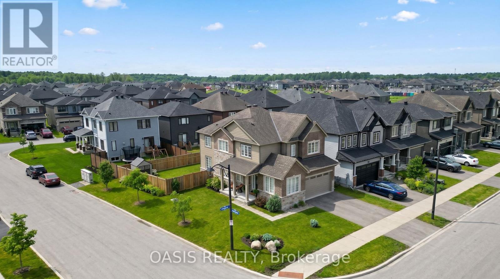 80 LANTERN ROAD - 40