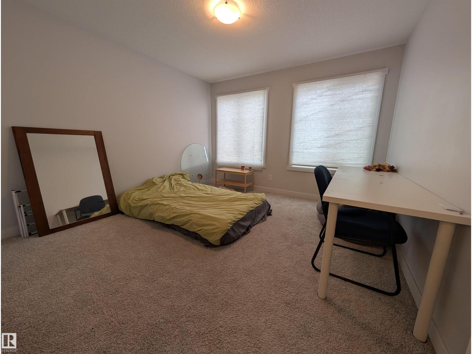 9240 224 ST NW - 17