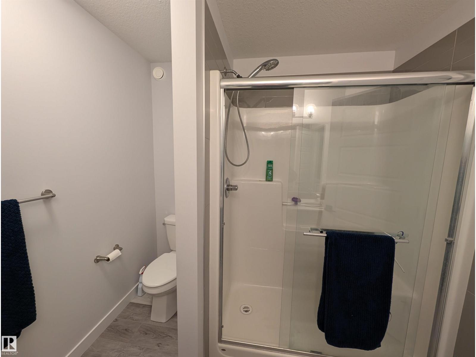 9240 224 ST NW - 24