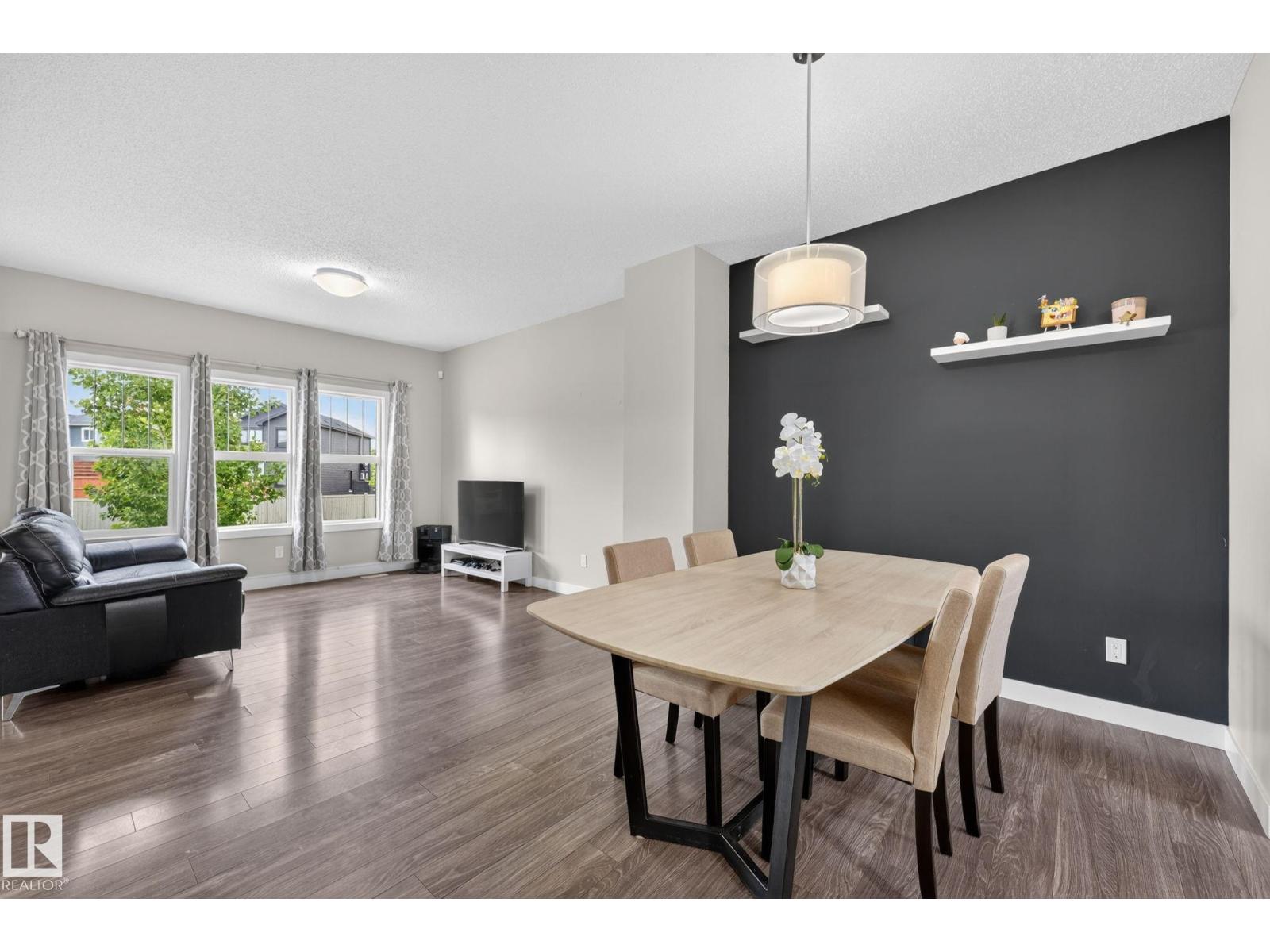 165 ROBINSON DR - 11