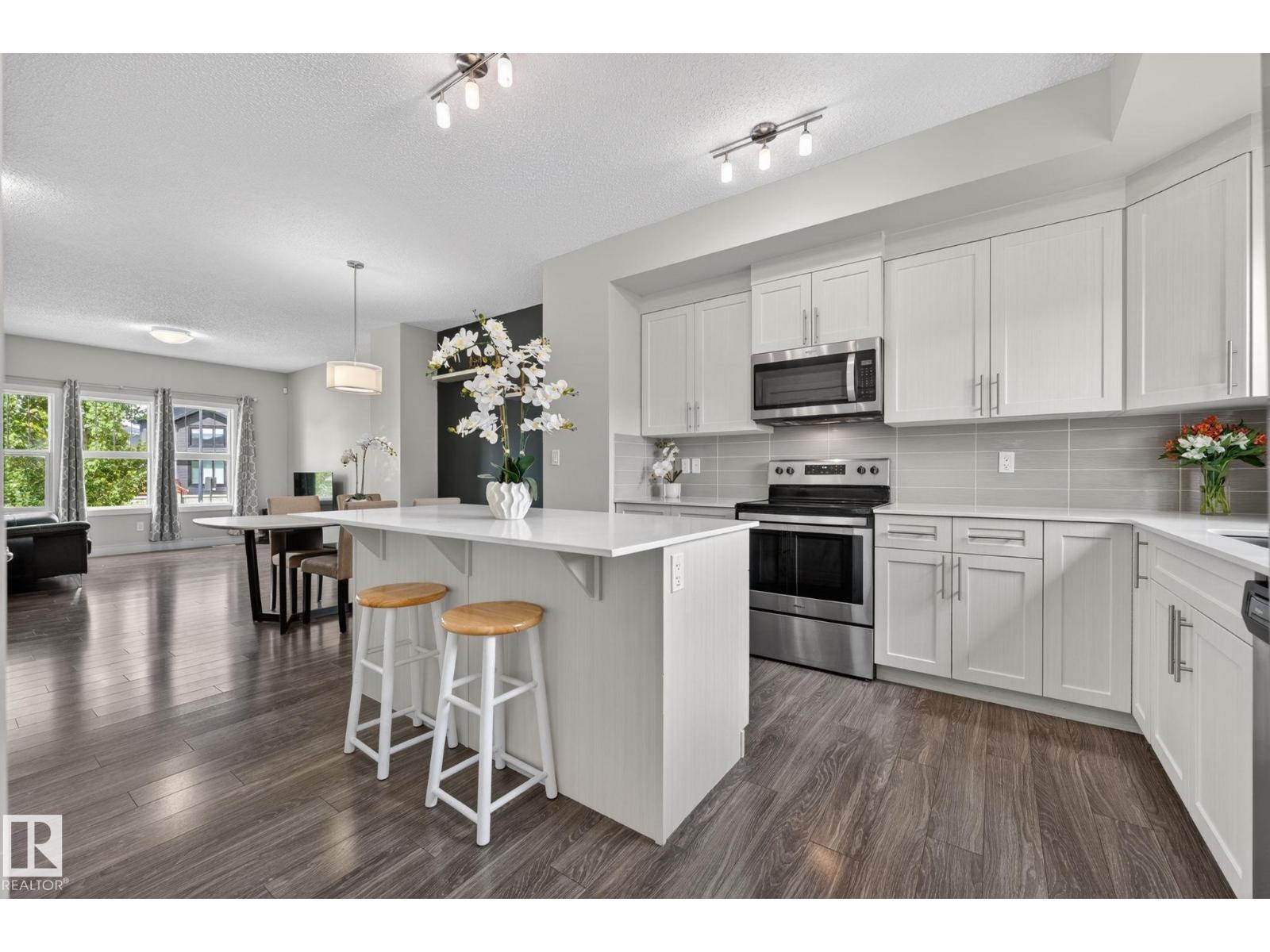 165 ROBINSON DR - 20