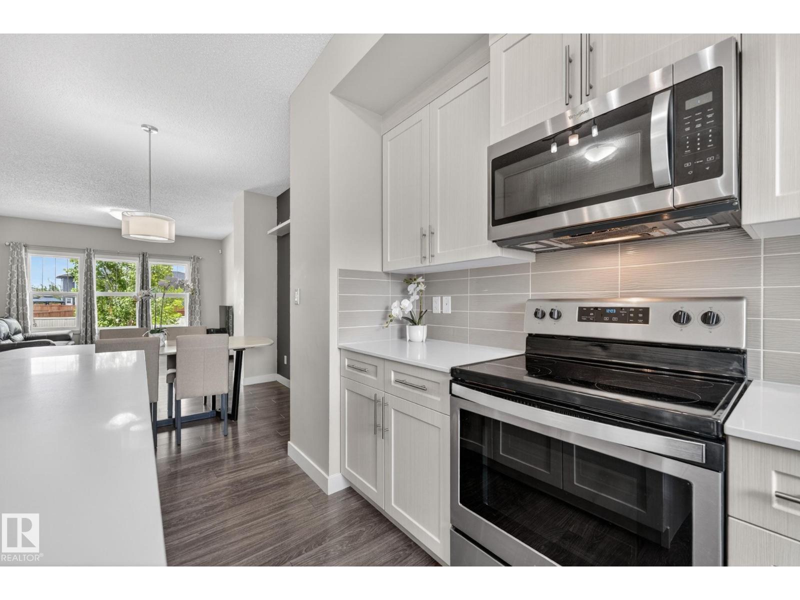 165 ROBINSON DR - 21