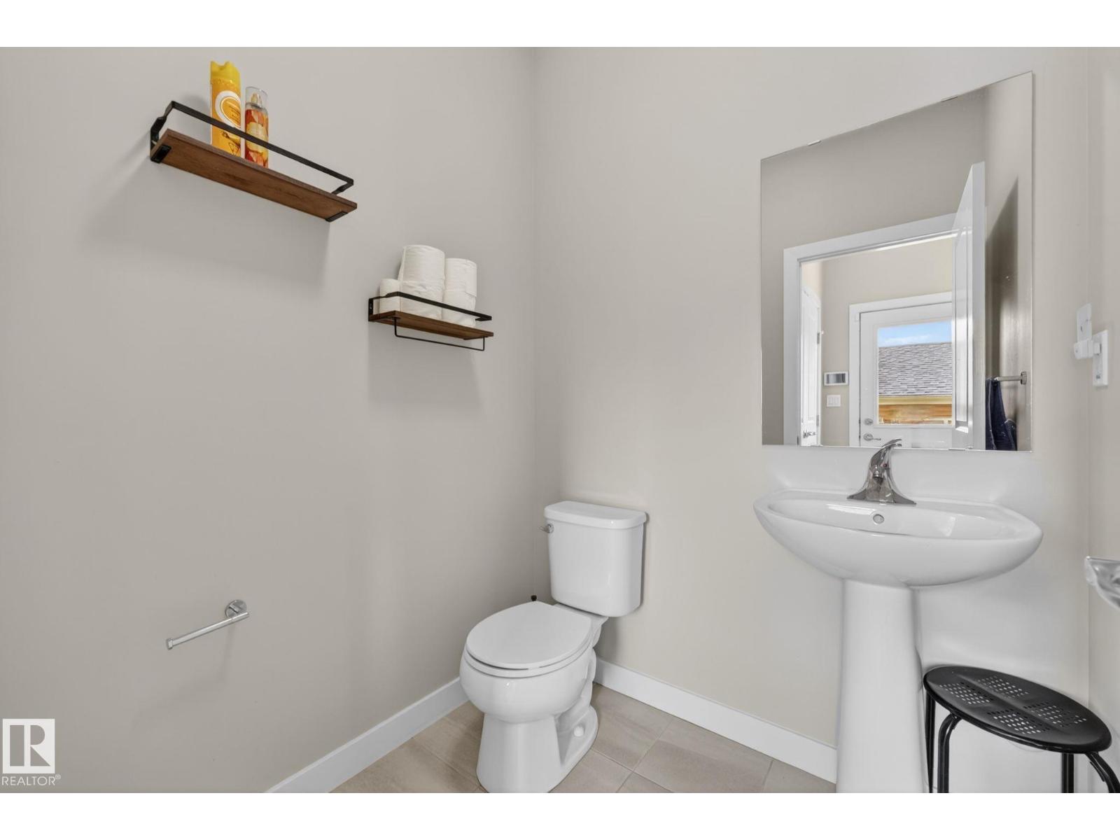 165 ROBINSON DR - 22