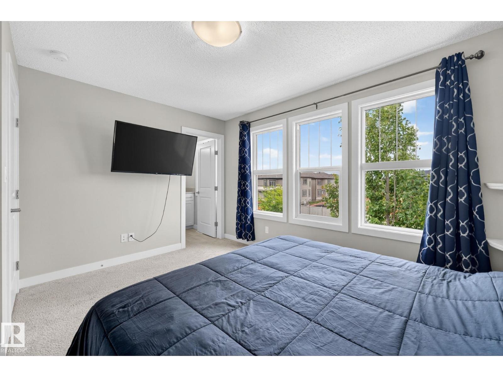165 ROBINSON DR - 30