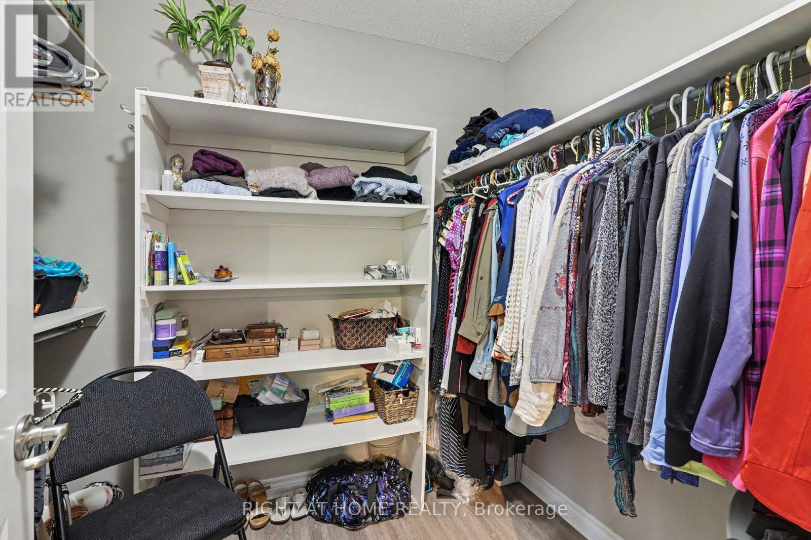 46 OASIS STREET - 25