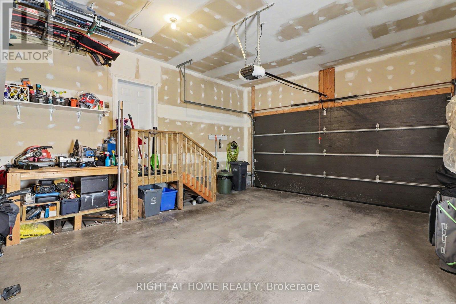 46 OASIS STREET - 33