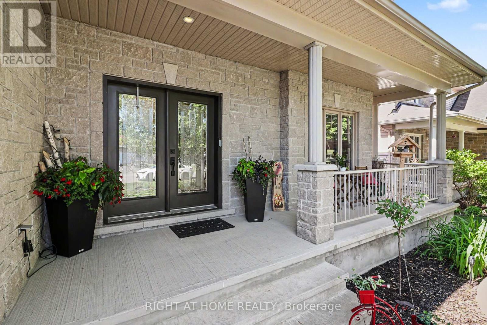 46 OASIS STREET - 5