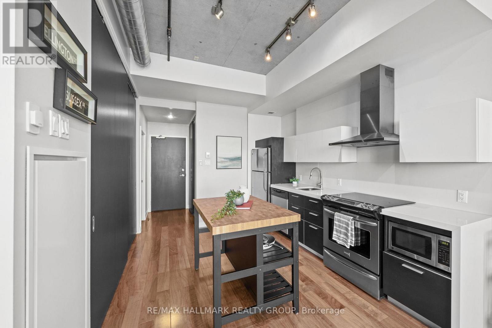 1 Bed, 1 Bath Apartment for Sale in Ottawa – 704 – 360 MCLEOD STREET, Ottawa – MLS# X13435712 - Image 10