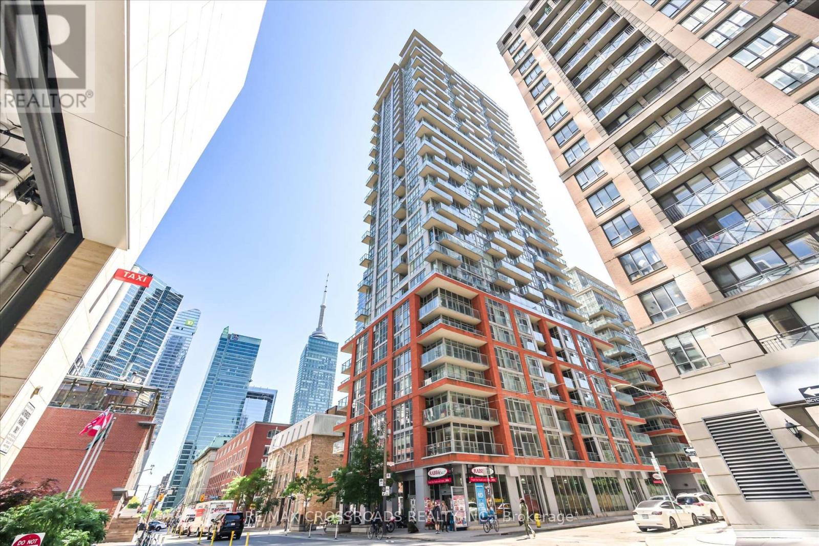 Listing photo of 2109 - 126 SIMCOE STREET