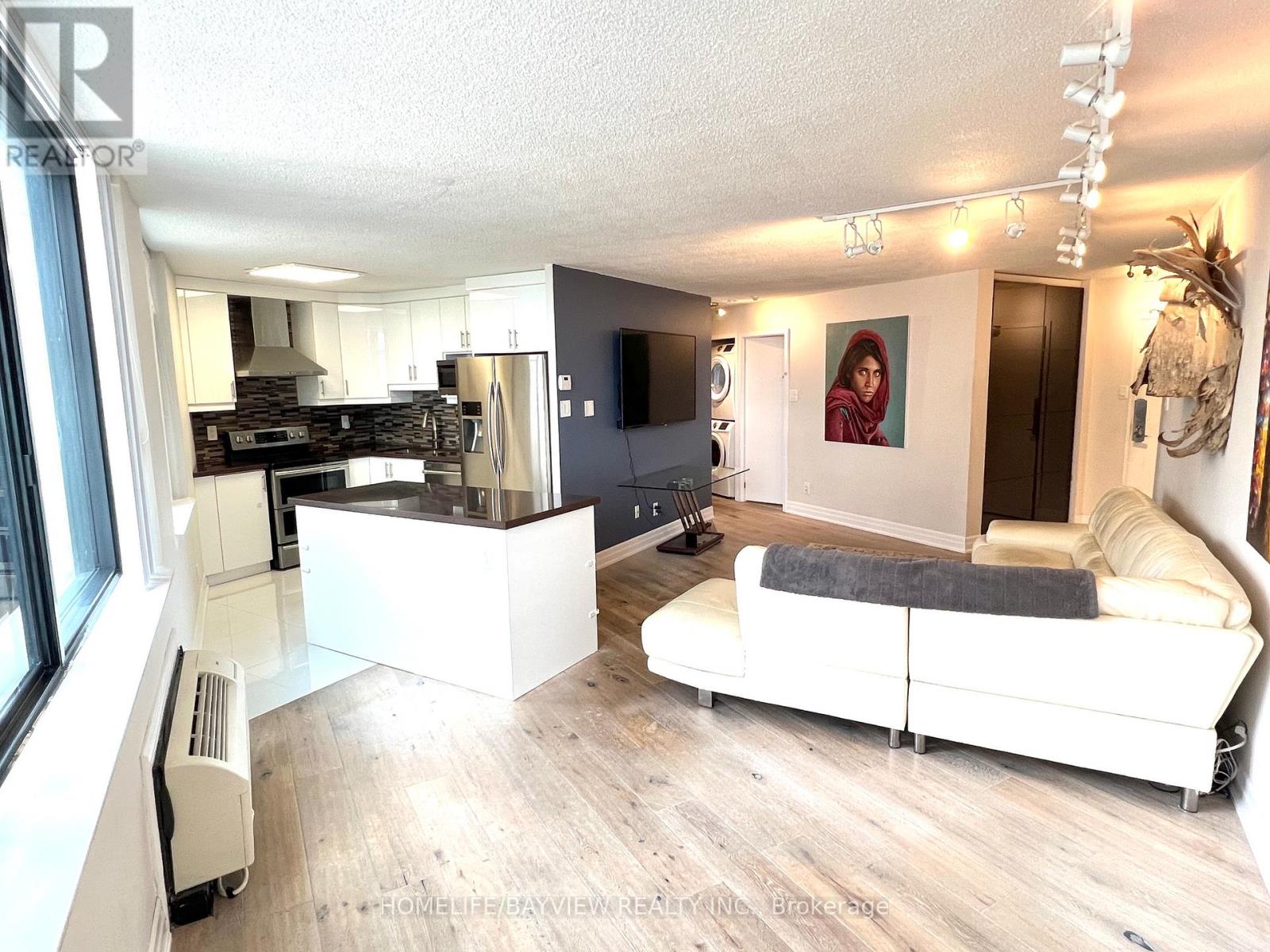 Listing photo of 1705 - 250 QUEENS QUAY W