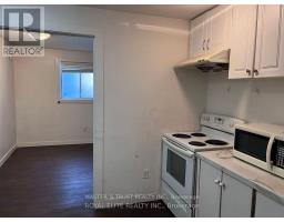 89 Finch Ave East Avenue, Toronto, ON M2N4R4 Photo 10