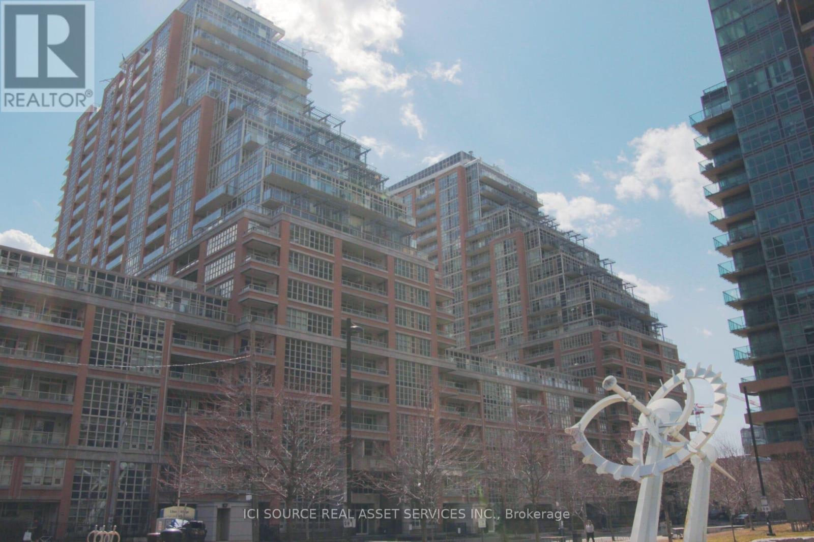 Listing photo of 1018 - 85 EAST LIBERTY STREET