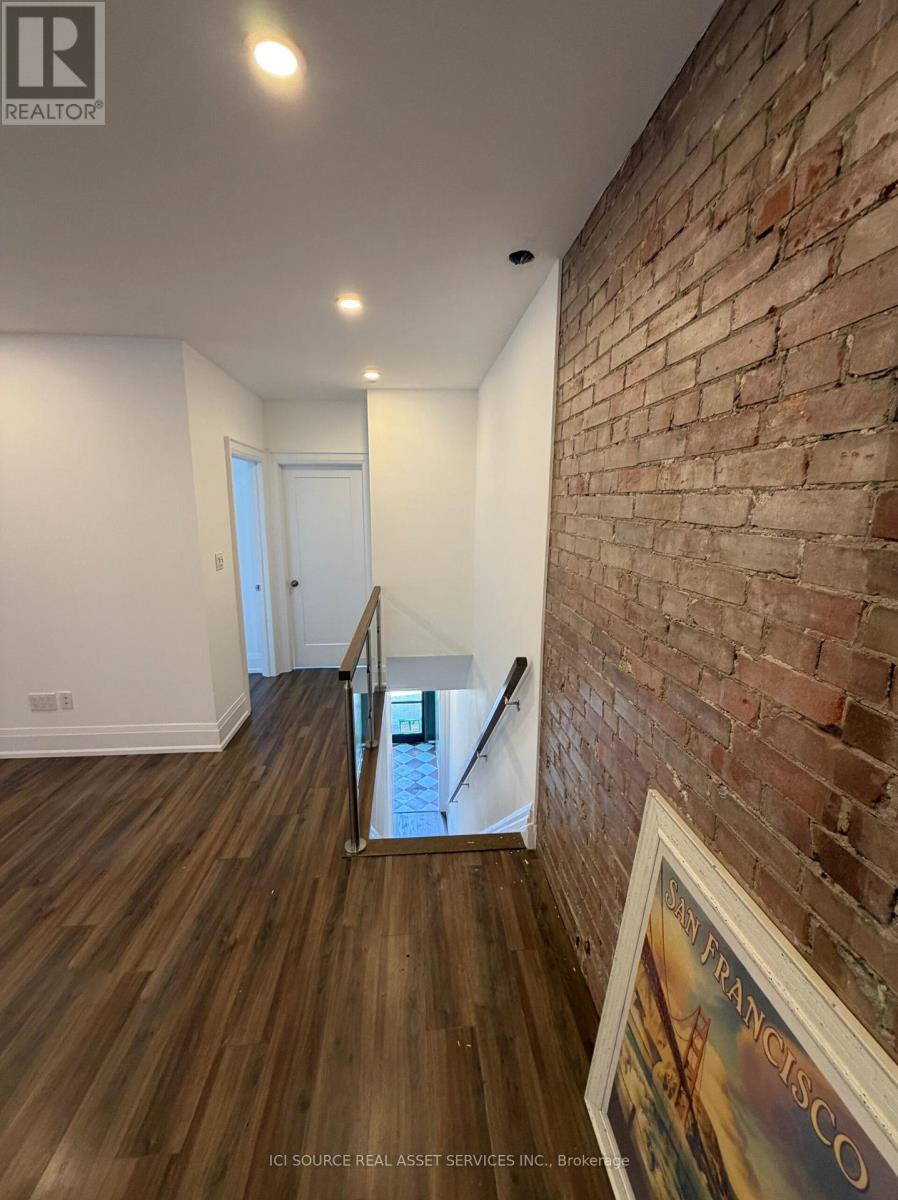 Listing photo of 2ND FLOOR - 779 ST CLAIR AVENUE W
