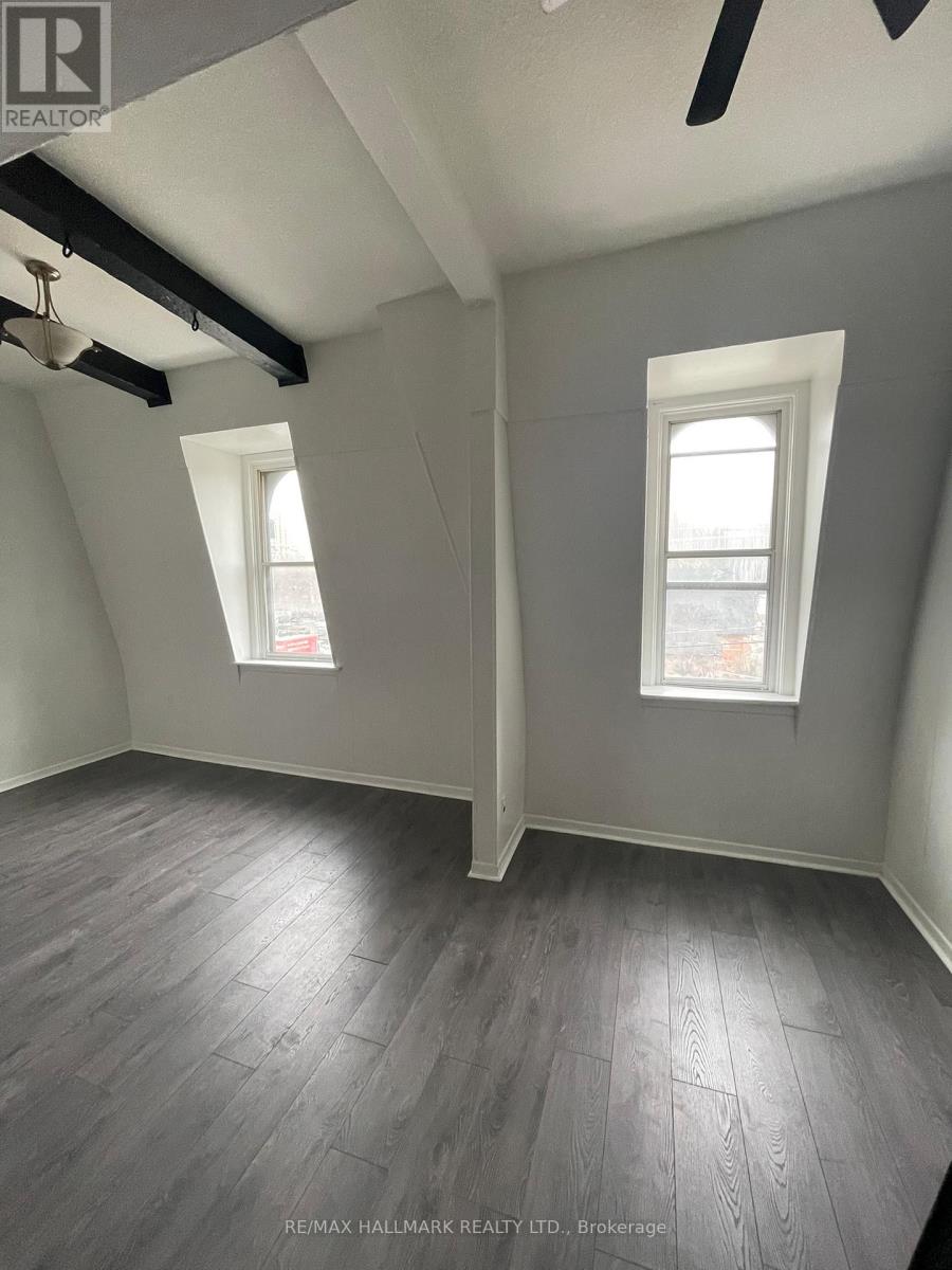 177 CARLTON STREET - 23
