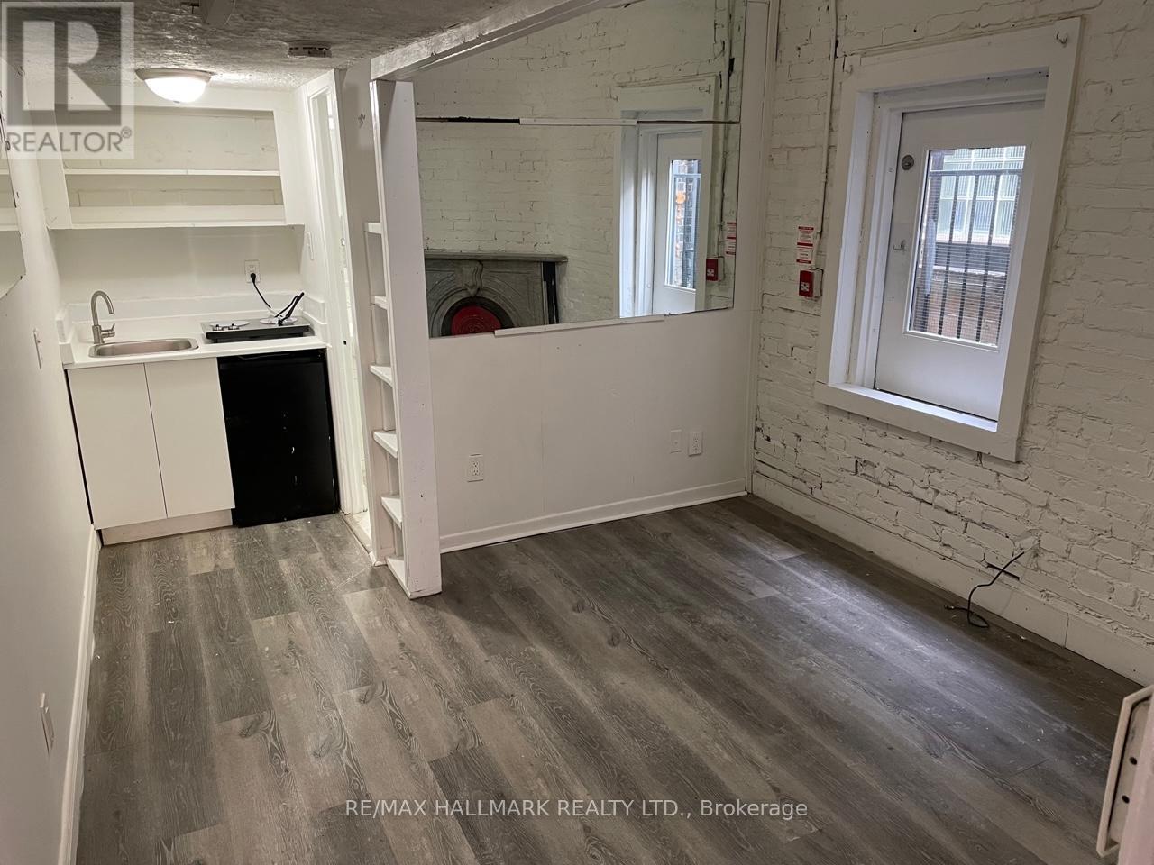 177 CARLTON STREET - 5