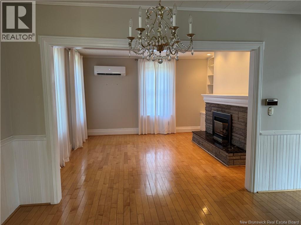 252 Main St - 6