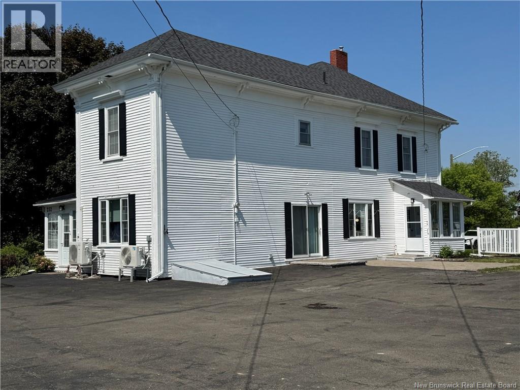 252 Main St - 48