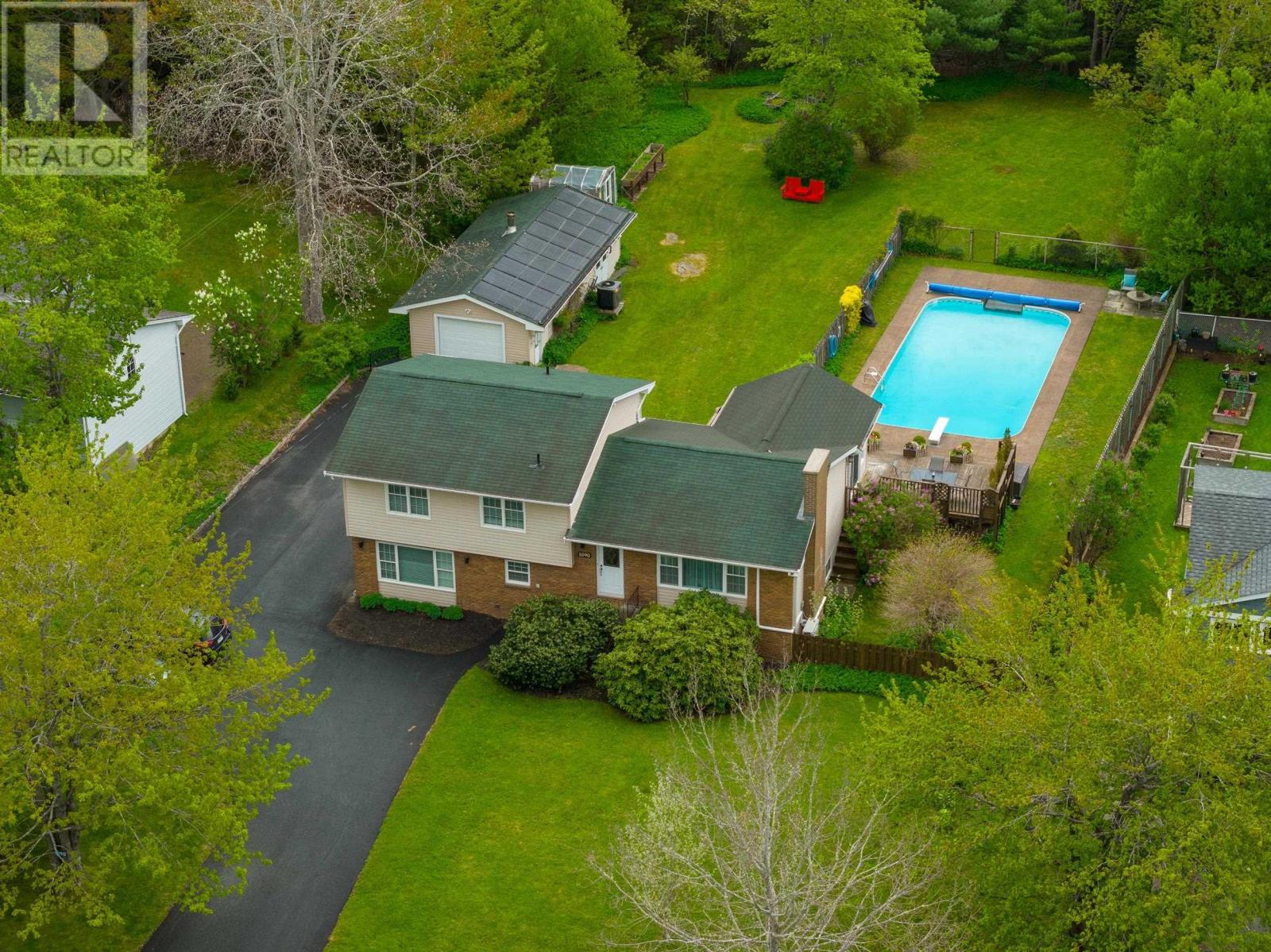 Property photo of 1090 Montague Road