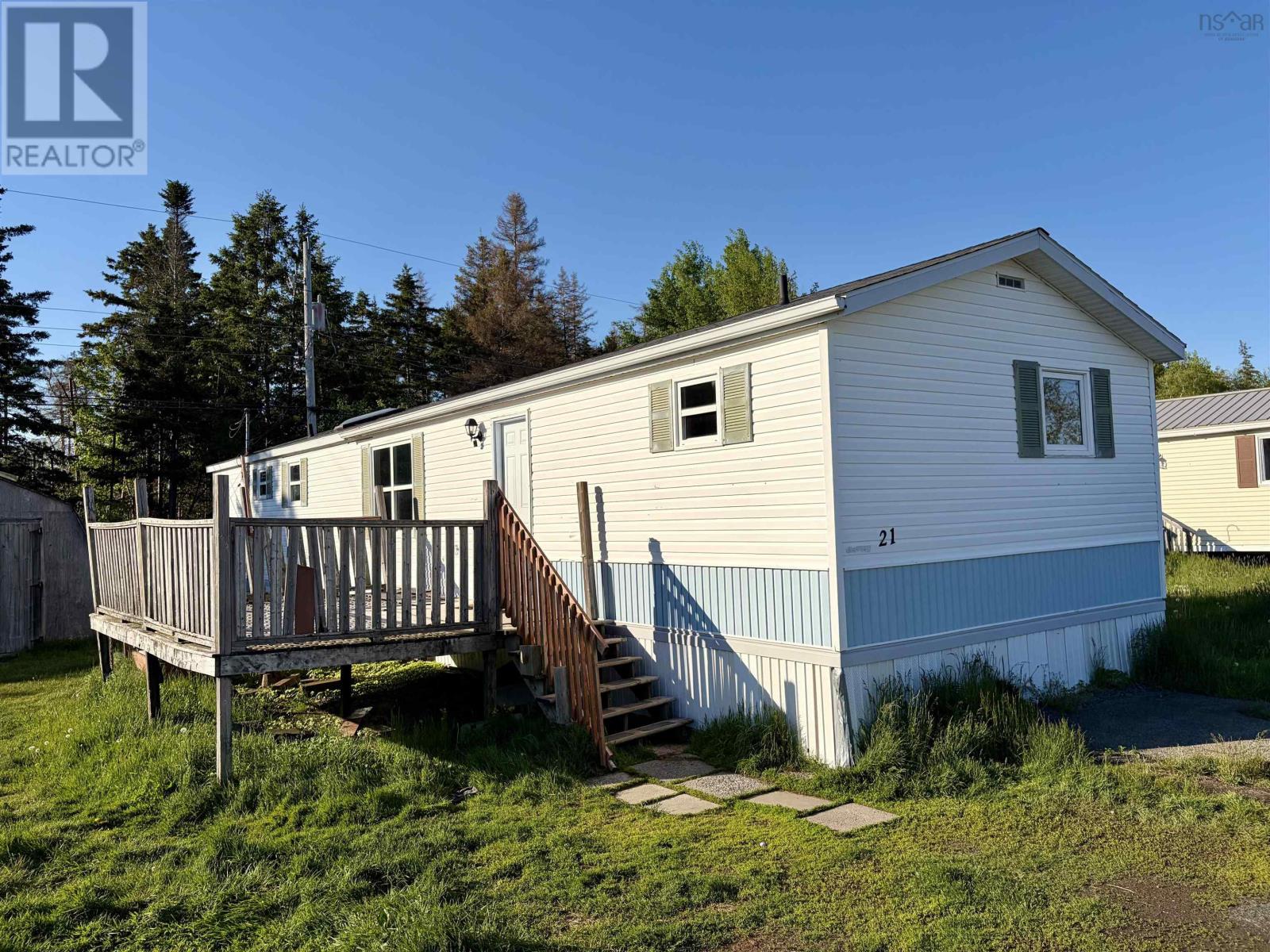 Property photo of 21 Elmwood Drive