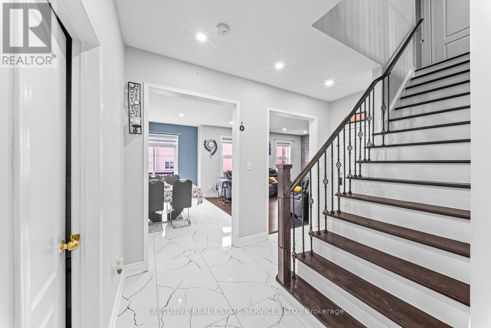 7 CHAPPARAL DRIVE - 13
