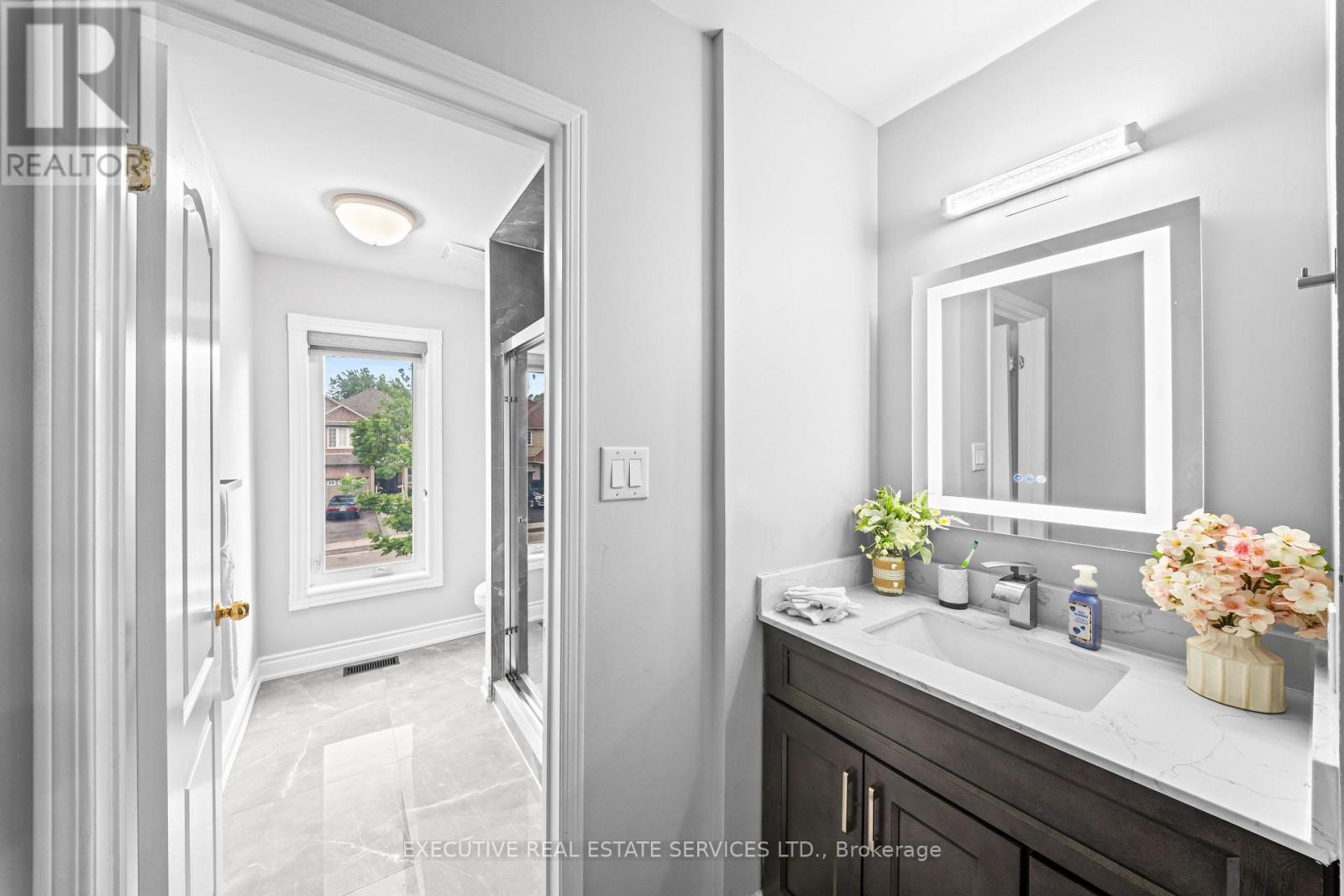 7 CHAPPARAL DRIVE - 33