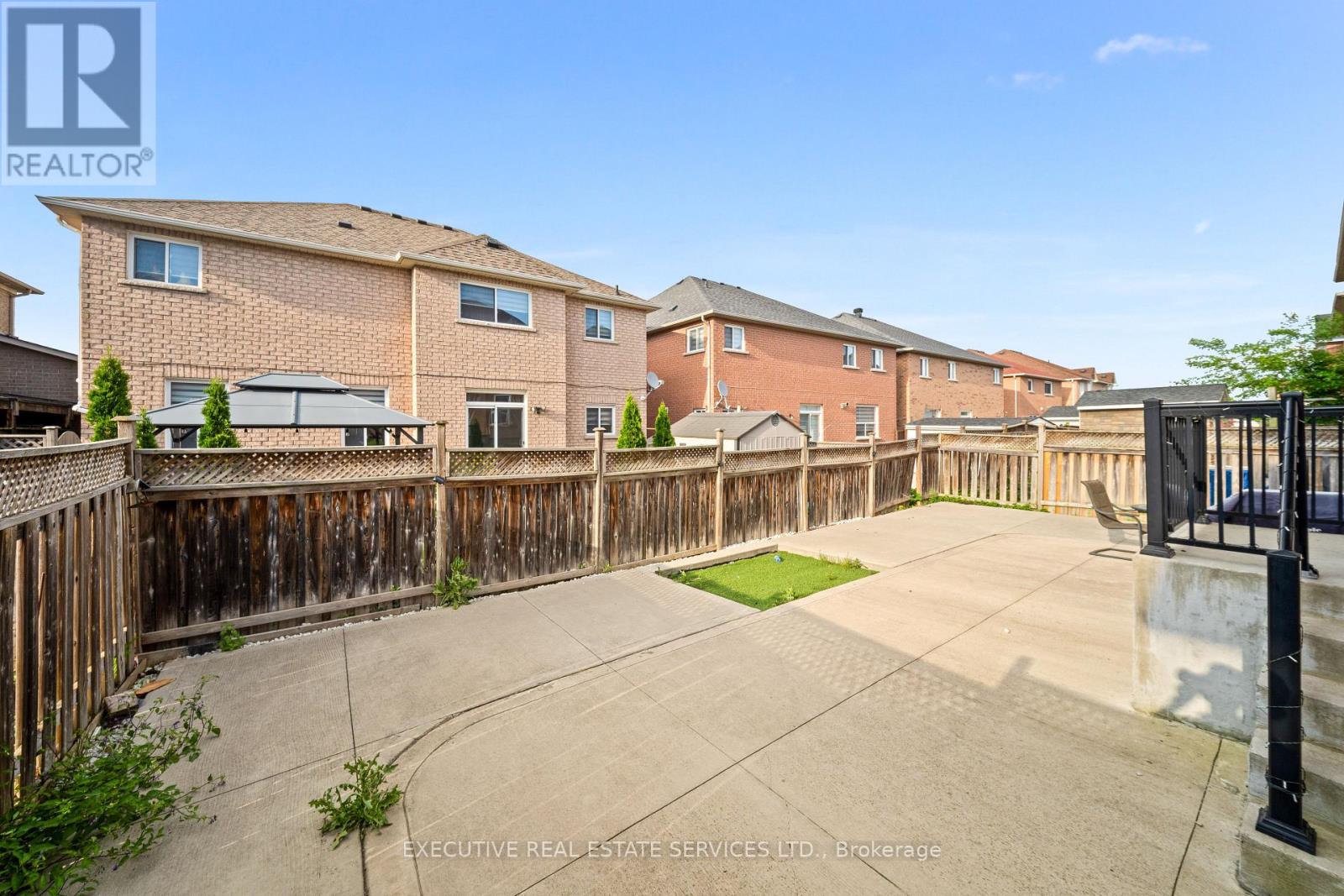 7 CHAPPARAL DRIVE - 43