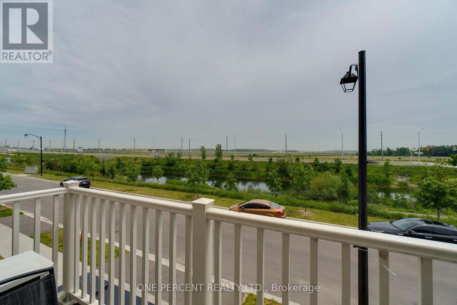 387 THIMBLEWEED COURT - 15