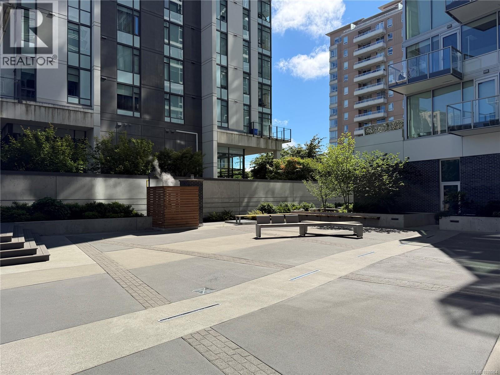 713 989 Johnson Street, Victoria
