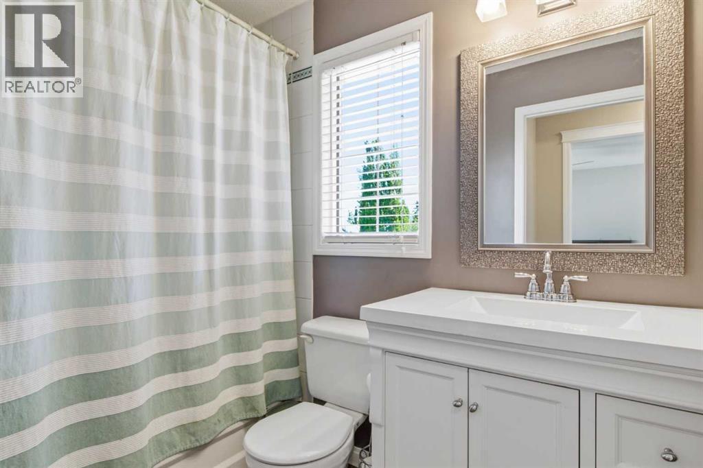 30 Mt Yamnuska Court SE — photo 20