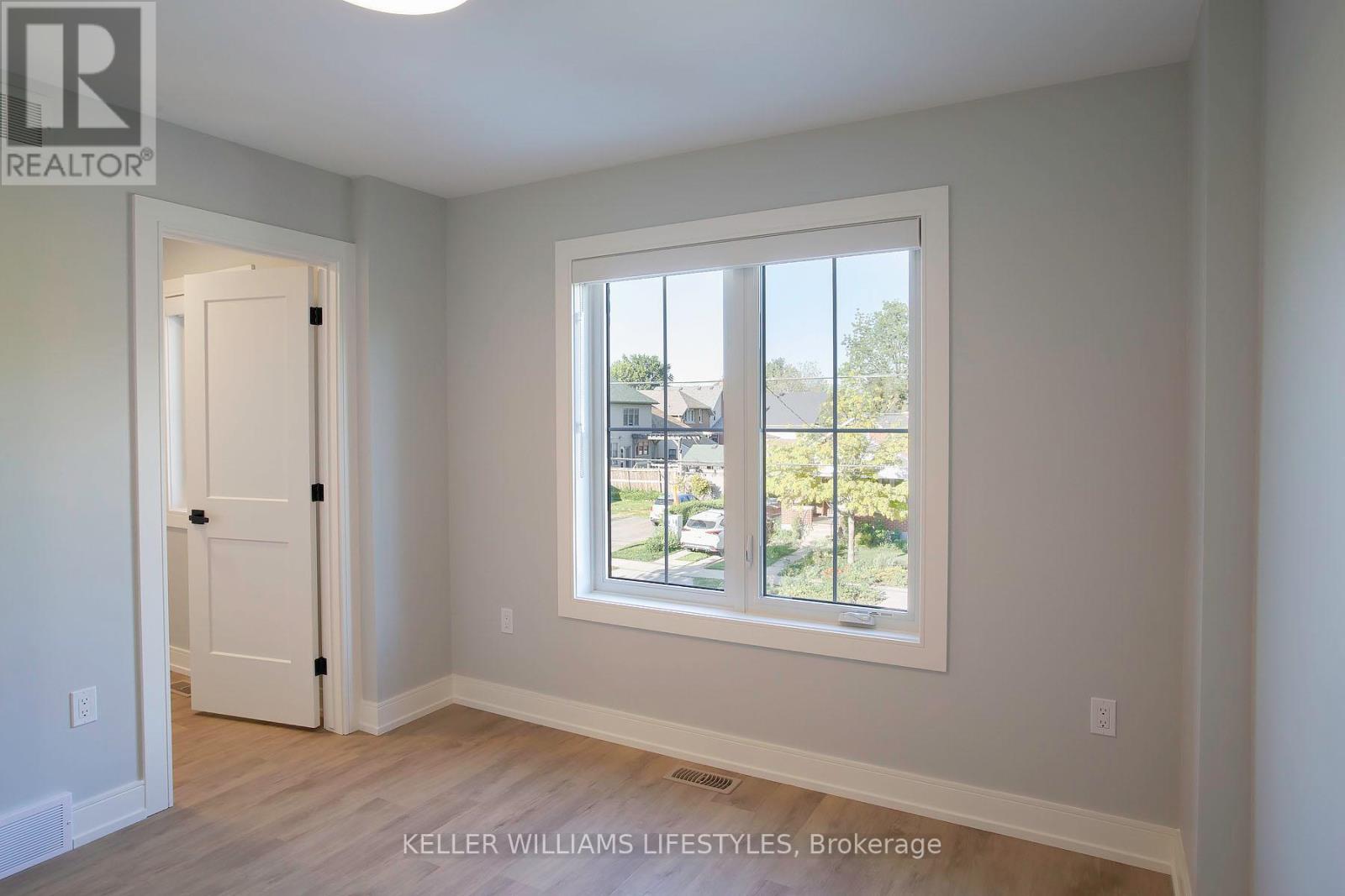 121 CATHCART STREET - Image 19