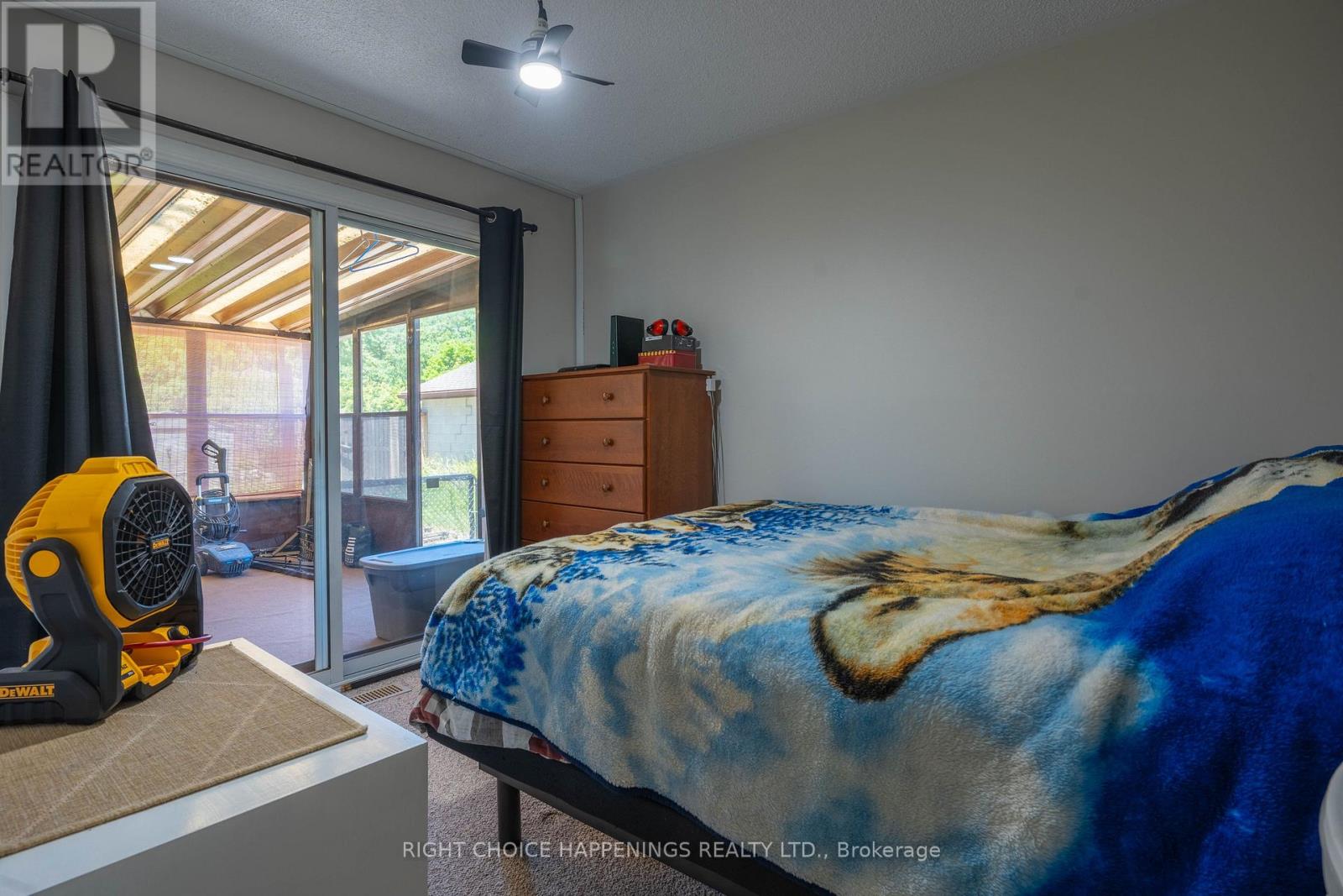 10 NEWLEAF CRESCENT - 12