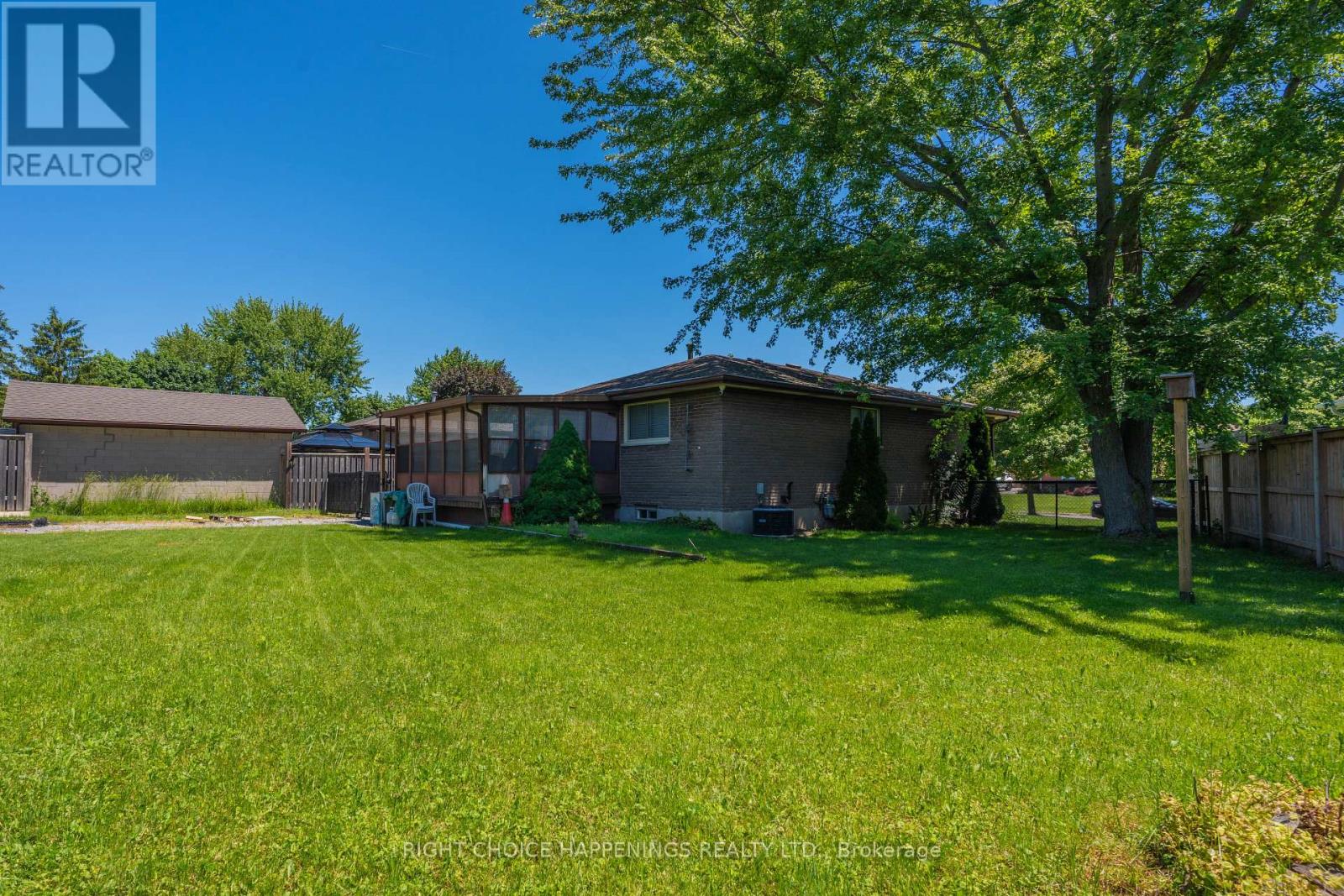 10 NEWLEAF CRESCENT - 18