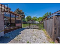 10 Newleaf Crescent, Welland, ON L3C6B4 Photo 16