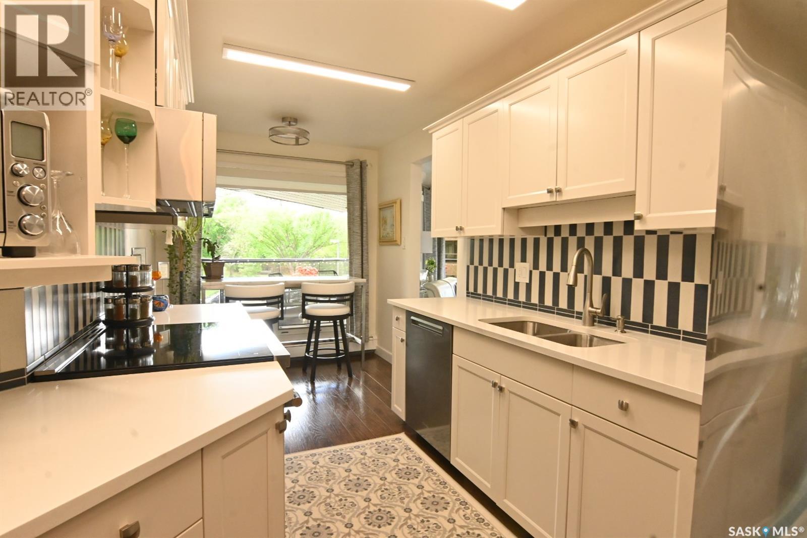 213 2305 Adelaide STREET E - photo 4