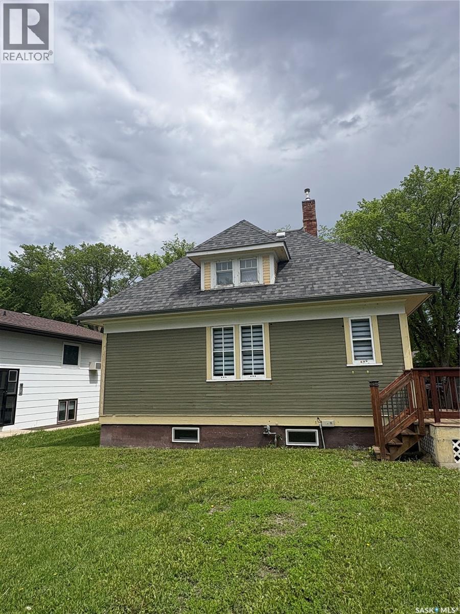 138 First AVENUE N - 27