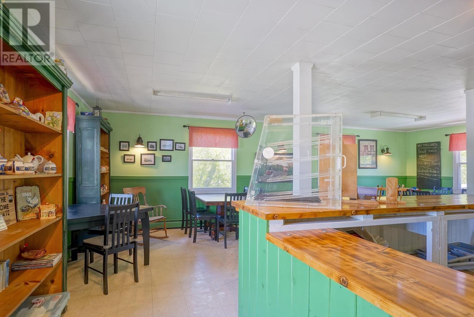 9571 Normans Road - 11