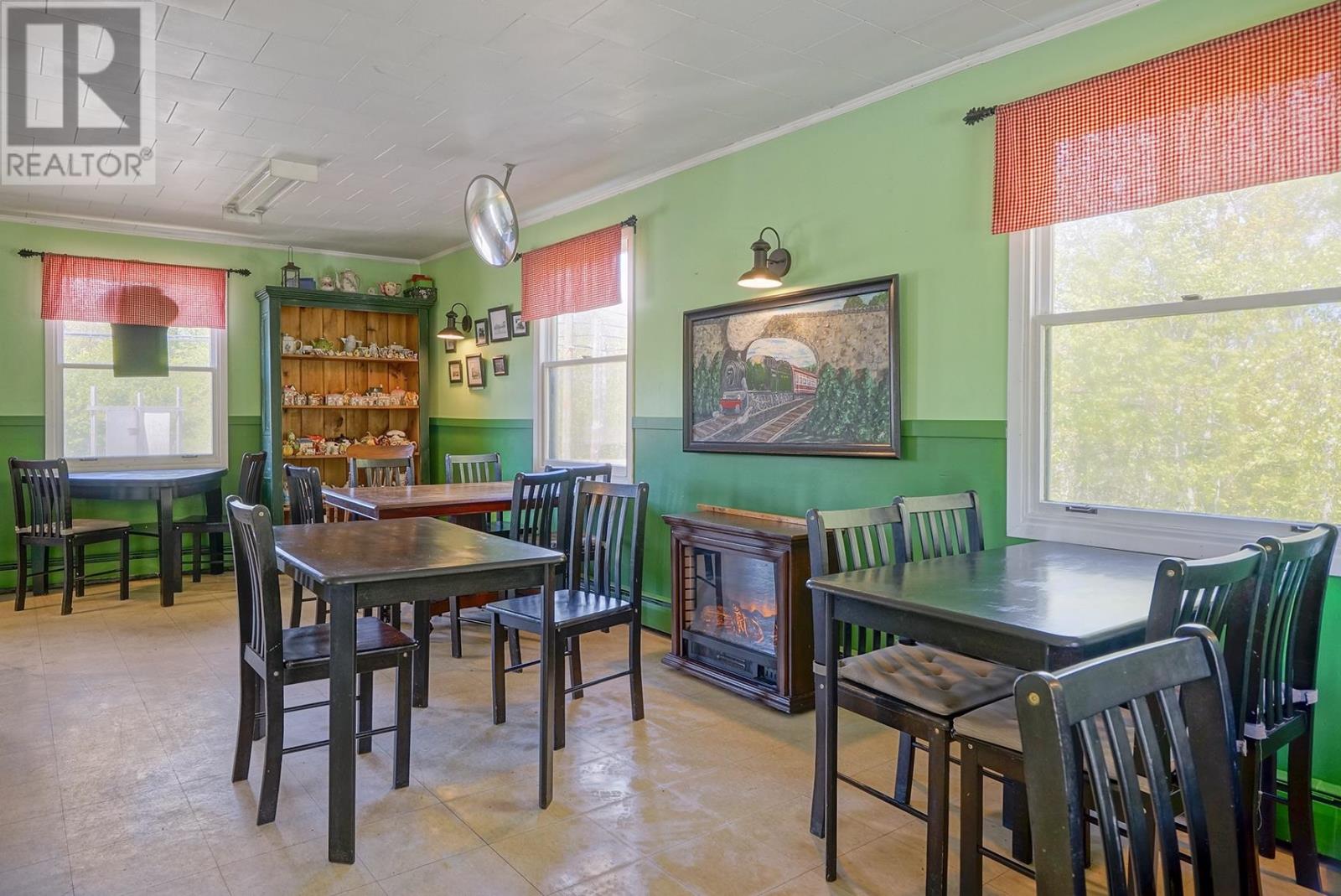 9571 Normans Road - 12