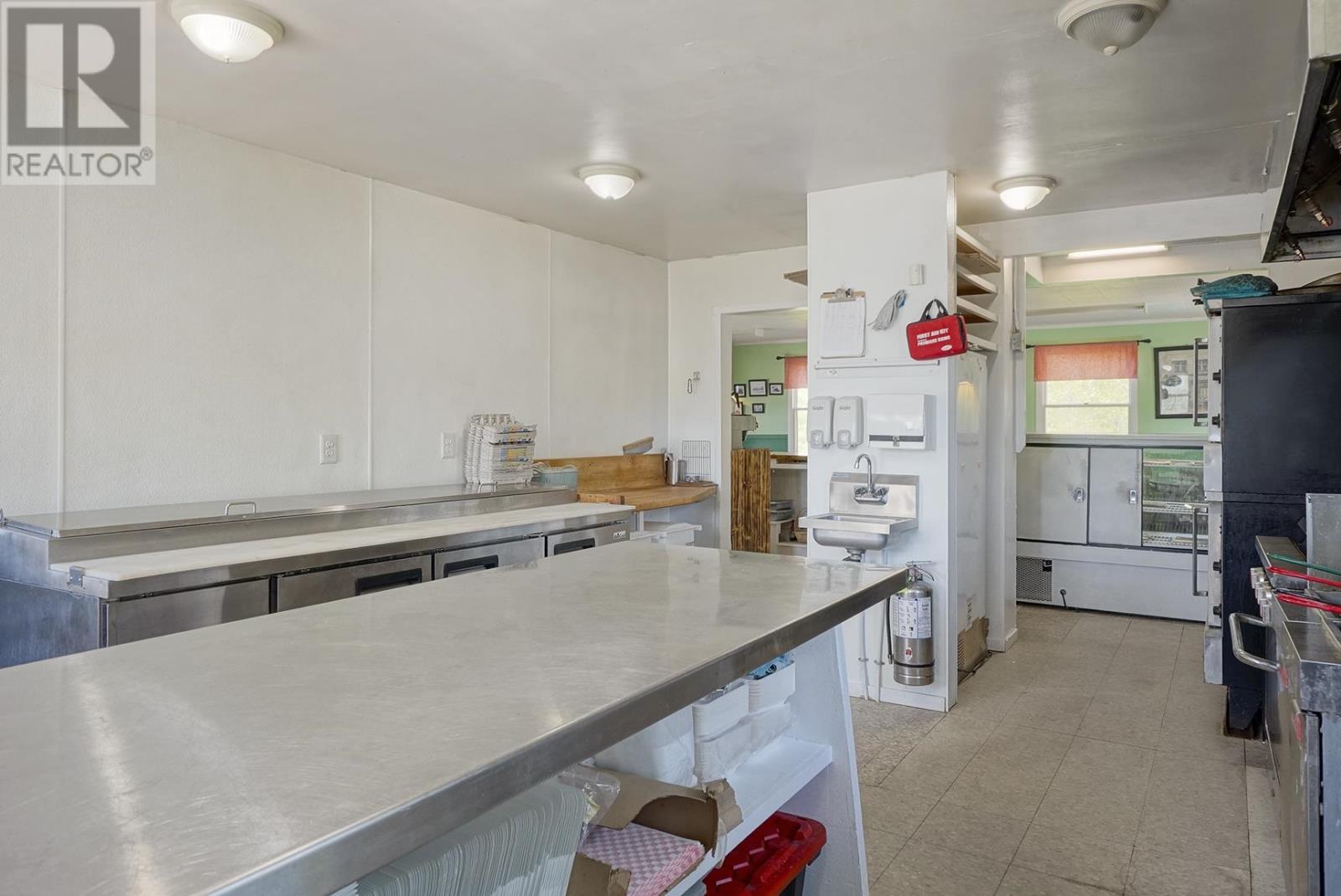 9571 Normans Road - 15