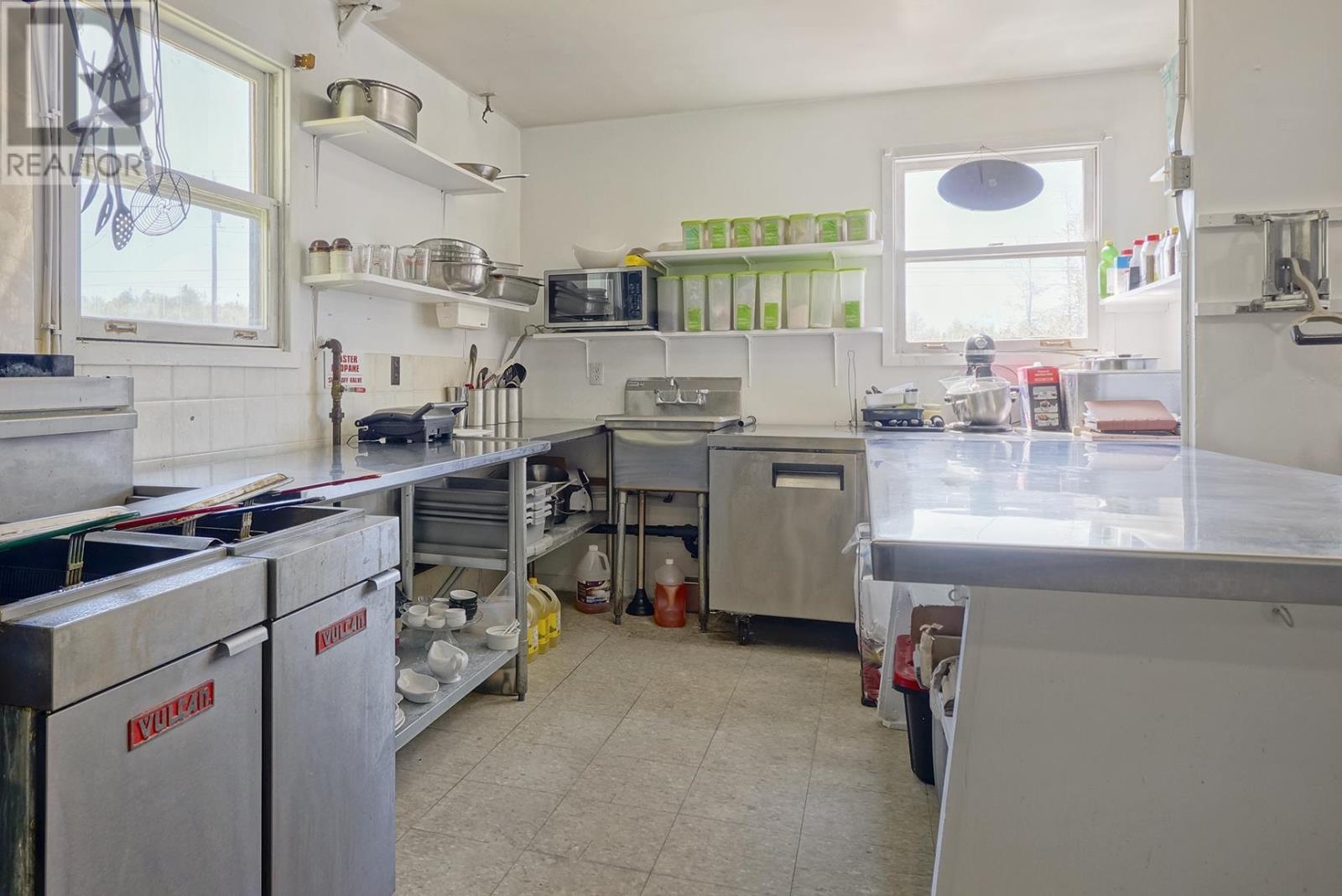 9571 Normans Road - 18