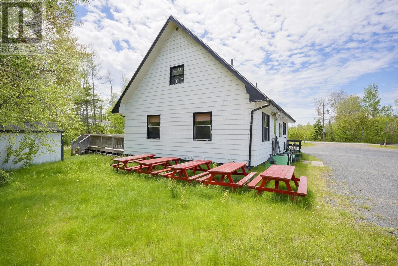 9571 Normans Road - 5
