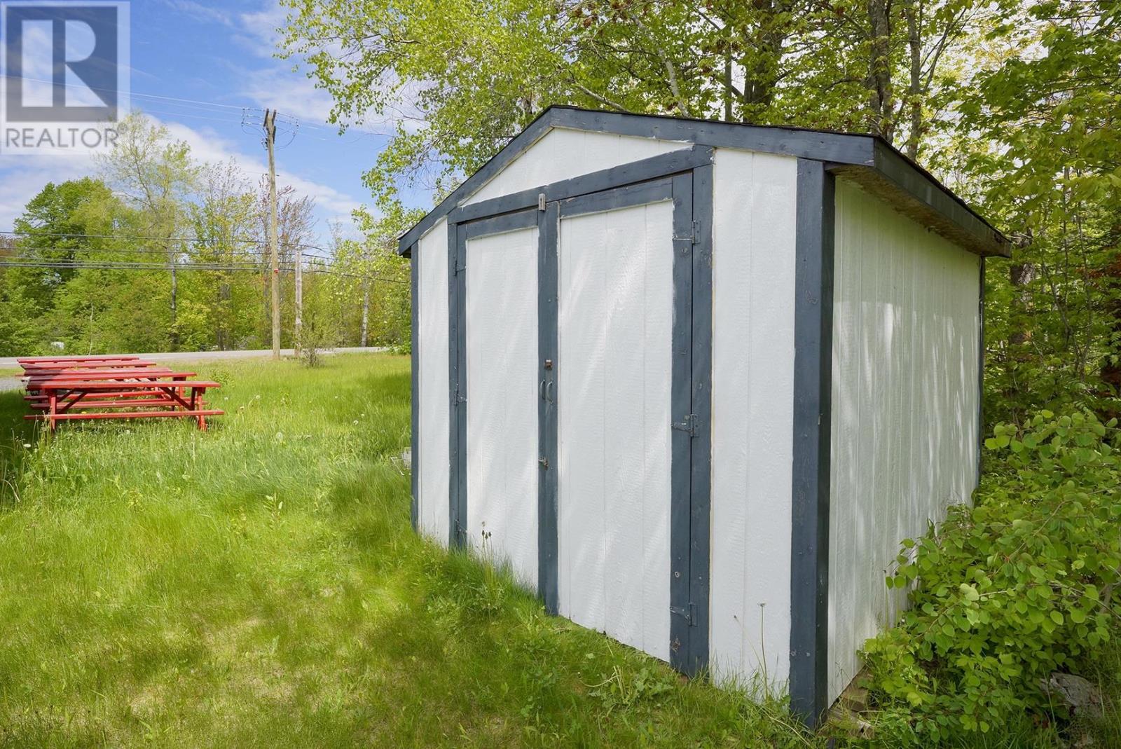 9571 Normans Road - 6