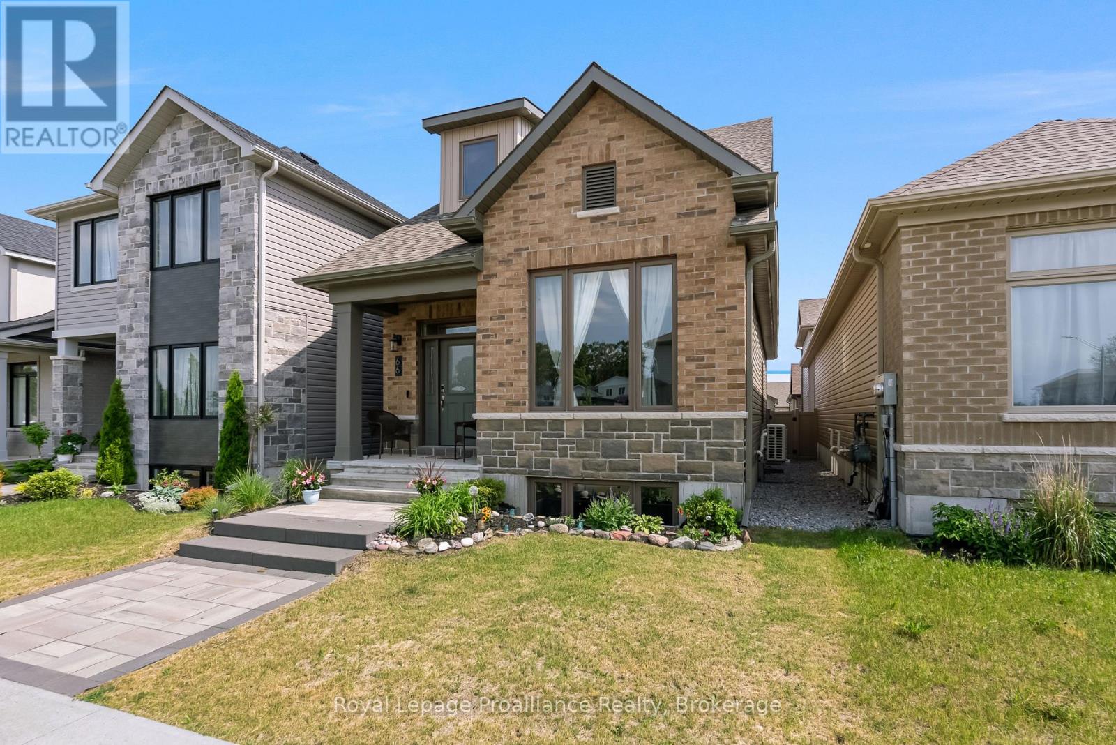 66 RIVERSTONE WAY - 3