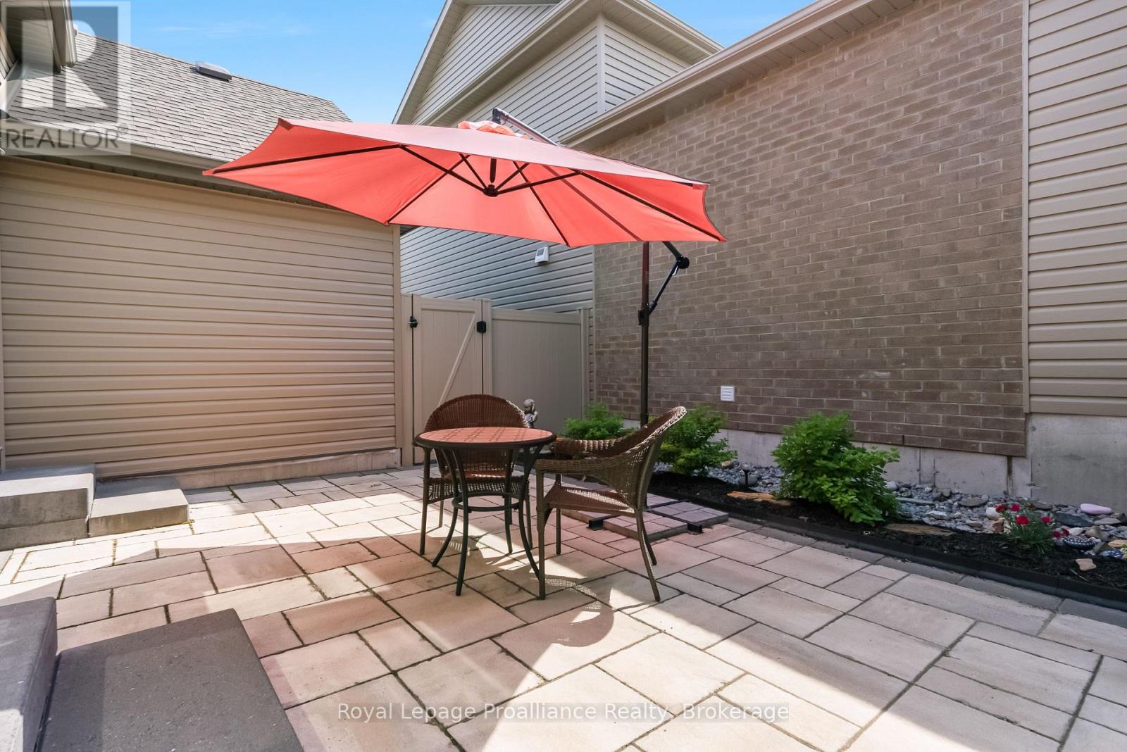 66 RIVERSTONE WAY - 29