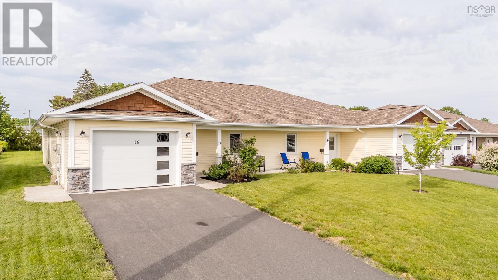 Property 2 of 47 of 19 Mackinnon Court