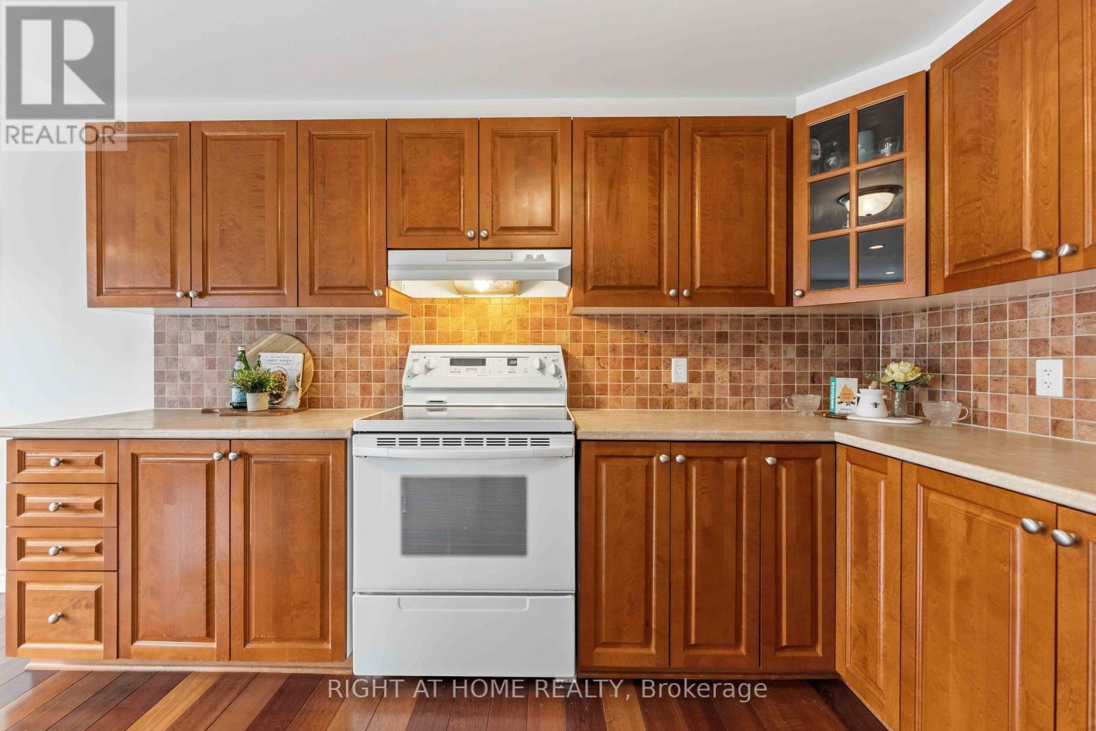 467 PAUL METIVIER DRIVE — photo 19 of 50