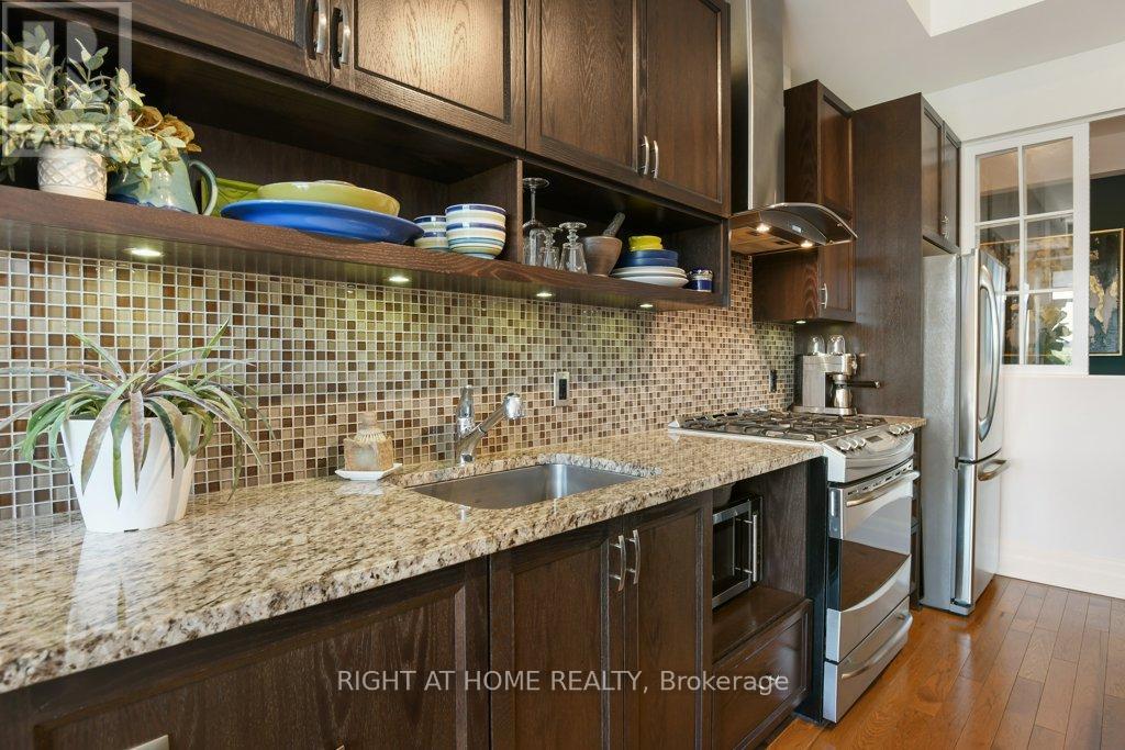 2 Bed, 2 Bath House for Sale in Ottawa – 409 – PH9 – 808 BRONSON AVENUE, Ottawa – MLS# X13435854 - Image 15